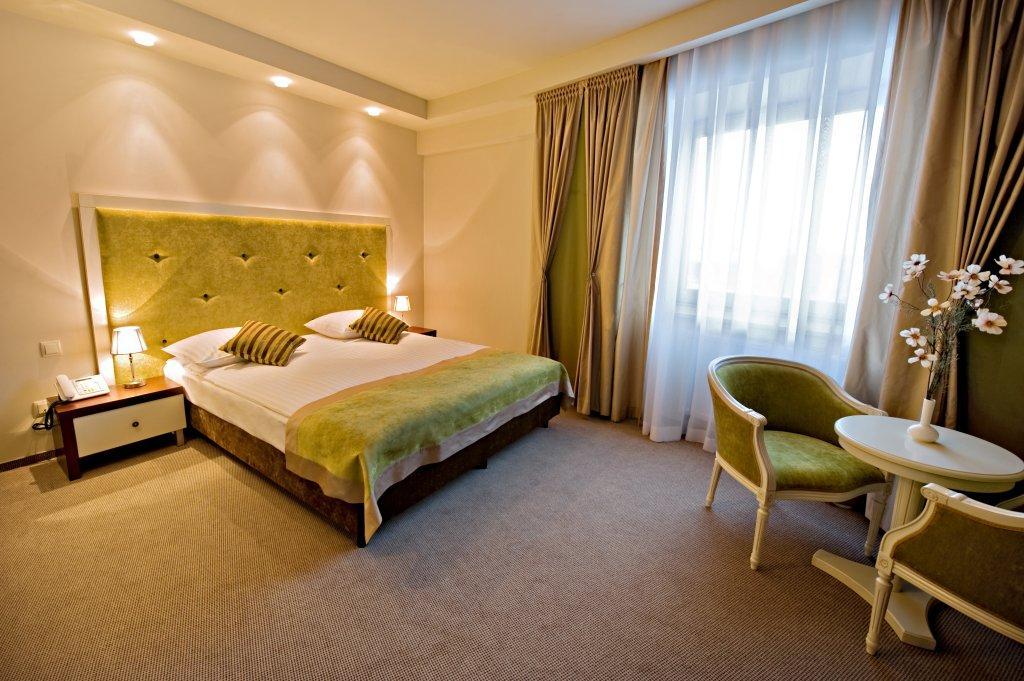 ז'שוב Hotel Prezydencki 3-Star מראה חיצוני תמונה