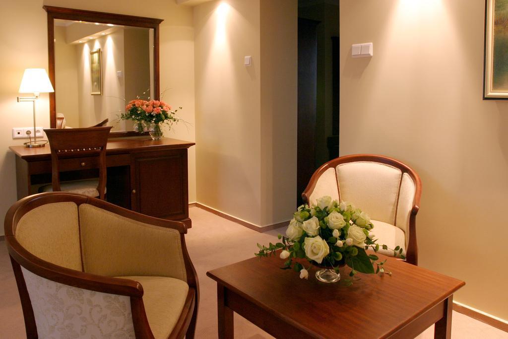 ז'שוב Hotel Prezydencki 3-Star חדר תמונה